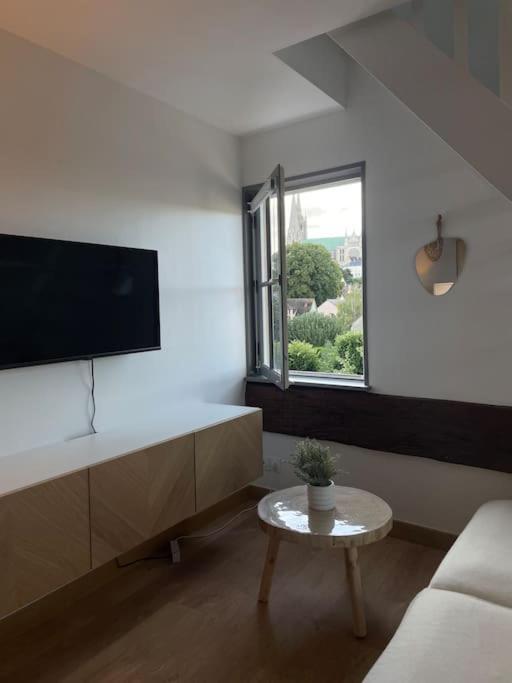 Apartament Duplex Bord De L'Eure - Parking Inclus - Jolie Vue Sur La Cathedrale Chartres Zewnętrze zdjęcie