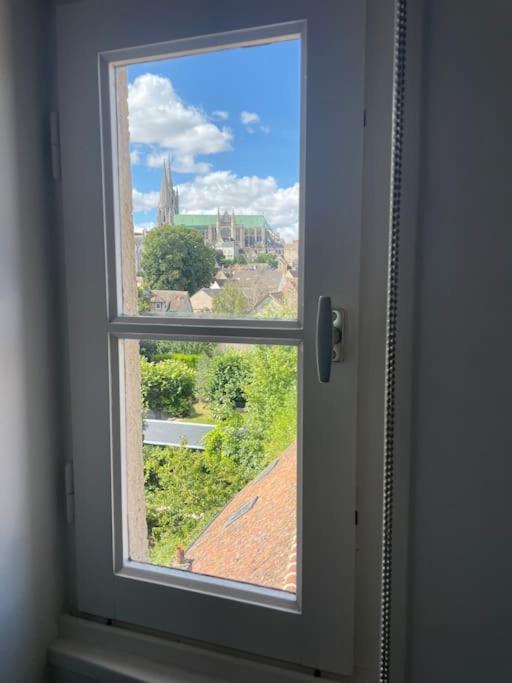 Apartament Duplex Bord De L'Eure - Parking Inclus - Jolie Vue Sur La Cathedrale Chartres Zewnętrze zdjęcie